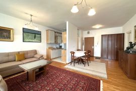 STAN + GPM, NAJAM, ZAGREB, MARTINOVKA, 70 m2, 2-soban, Trnje, Apartamento