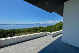 RIJEKA, KOSTRENA – ekskluzivna duplex vila s bazenom i garažom te panoramskim pogledom na more, Kostrena, House