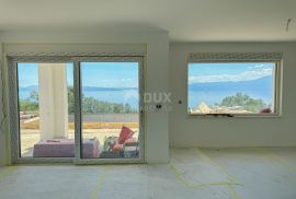RIJEKA, KOSTRENA – ekskluzivna duplex vila s bazenom i garažom te panoramskim pogledom na more, Kostrena, Σπίτι