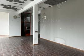 ZAKUP, POSLOVNI PROSTOR+SKLADIŠTE, LABIN, 500 m2, Sveta Nedelja, Commercial property