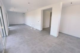 LUKSUZNI PENTHOUSE U VRHUNSKOJ NOVOGRADNJI - 100M OD MORA, Zadar - Okolica, شقة