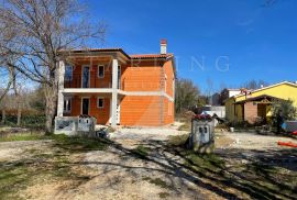 KUĆA U IZGRADNJI, PRODAJA, REBIĆI 215 m2, Barban, House