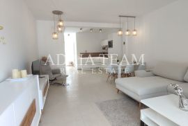 APARTMANI U STAMBENOJ ZGRADI, NOVOGRADNJA - PAŠMAN, Pašman, Appartment