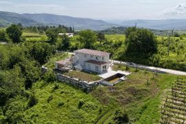 Ekskluzivna vila s panoramskim pogledom, Grožnjan, House