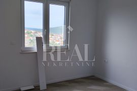 Seget Vranjica 1S+DB 45m2 + terasa , sa garažnim parking mjestom, Seget, Wohnung