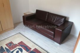 Zemun, Stan sa dvorištem, Zemun, Appartment