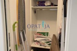 Opatija - prilika: stan s velikom terasom i vlastitim parkingom, Opatija, Διαμέρισμα