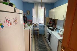 Zemun - Batajnica - 150m2 + 6ari ID#20665, Zemun, Kuća