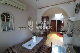 Odličan renoviran stan ID#128003, Stari Grad, Flat