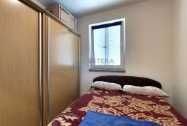 Apartman prodaja Turanj 40 m2, 100m od mora, Sveti Filip I Jakov, Stan