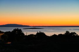 OTOK PAG - EKSKLUZIVNA KAMENA VILLA NEDALEKO MORA, Novalja, Σπίτι