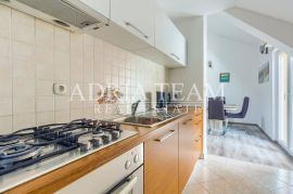 AKCIJA!!!POTPUNO PREUREĐEN APARTMAN NA IZVRSNOJ LOKACIJI - KAKMA, Polača, Appartement