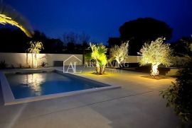 Istra, Poreč - luksuzna moderna vila sa bazenom, Poreč, Σπίτι