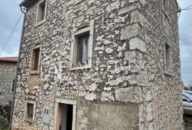 Istra, Novigrad, okolica - autohtona kamena istarska kuća za renovaciju, Novigrad, Haus