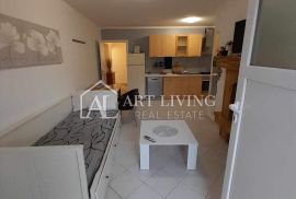 Istra, Poreč, okolica - atraktivan stan na odličnoj lokaciji - PRILIKA, Poreč, Appartment