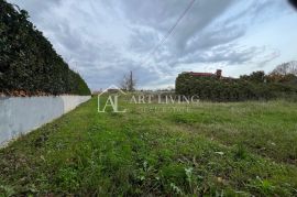 Istra, Poreč, okolica - građevinsko zemljište na odličnoj lokaciji, Poreč, Land