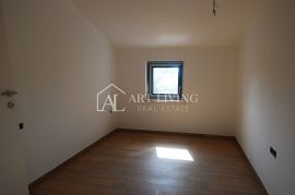 Poreč - okolica, stan u novogradnji na mirnoj lokaciji okružen prirodom, Poreč, Apartamento