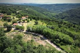 Istra, Poreč - Tinjan, građevinsko zemljište na mirnoj i lijepoj lokaciji, Tinjan, Land