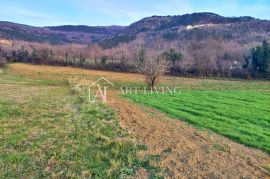 Motovun-okolica, Građevinsko zemljište T2, s pogledom na Motovun, Motovun, Tierra