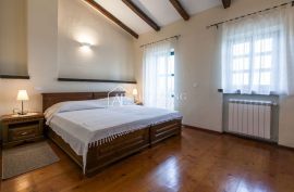 Poreč-okolica, Rustikalna kamena Villa u istarskom stilu s bazenom, Poreč, Famiglia