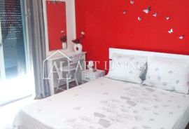 Umag-okolica, Moderan prostrani stan 120 m2 nedaleko og Grada i mora, Umag, Appartement