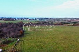 Umag-okolica, Atraktivno građevinsko zemljište 2981 m2, Umag, Terra