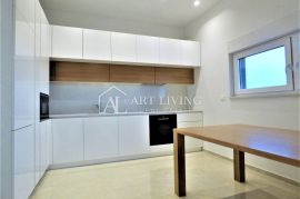 Poreč-okolica, atraktivan dvosoban stan na 1.katu, Poreč, Appartment