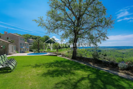 Buje-okolica, prekrasna vila u istarskom stilu sa otvorenim pogledom i bazenom, Buje, Ev