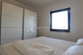 Novigrad, moderan dvosoban stan u novogradnji, Novigrad, Flat