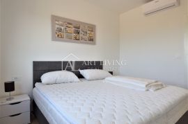 Novigrad, moderan dvosoban stan u novogradnji, Novigrad, Flat