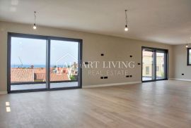 Poreč, Luksuzan penthouse u novogradnji 500 m od mora, Poreč, Flat