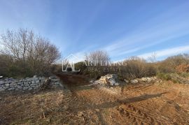 Istra- Bale, Iznimno vrijedno poljoprivredno zemljište 11,200 m2, Bale, Terrain