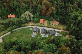 Luksuzna drvena kuća Honka, Park prirode Medvednica, Stubičke Toplice, Kuća