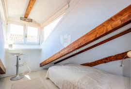 Rovinj, stan sa terasom u starom dijelu grada, Rovinj, Apartamento