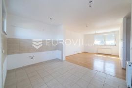 Zagreb, Jakuševec, prekrasan trosoban stan NKP 74 m2, Zagreb, Appartment