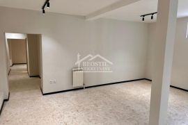 Čukarica - Banovo brdo - 191m2 ID#20746, Čukarica, Propriedade comercial