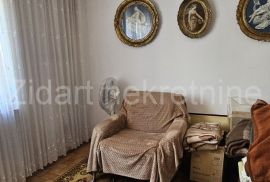 Stara Pazova, centar, povoljno, Stara Pazova, Apartamento