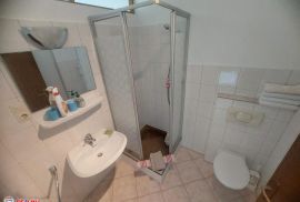 ISTRA, UMAG, APARTMANSKA KUĆA SA LIJEPOM OKUĆNICOM I POGLEDOM NA MORE, Umag, House