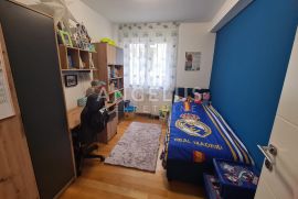 Zagrebm, Stenjevec - Lijep 4-sobni  stan sa vrtom i garažom, Stenjevec, Apartamento