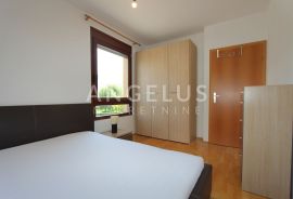 Zagreb, Vrbani - Lijep trosobni stan 80m2 sa velikom loggiom, Trešnjevka - Jug, Apartamento