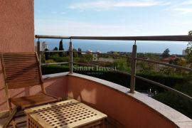 PEHLIN, sunčan stan od 69 m2 sa balkonom, Rijeka, Kвартира