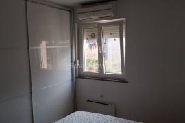 PEHLIN, sunčan stan od 69 m2 sa balkonom, Rijeka, شقة