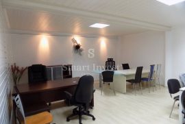 MLAKA, poslovni prostor od 105 m2, Rijeka, Commercial property
