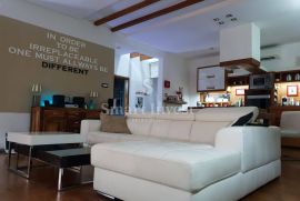 BELVEDER, luksuzan dvoetažni stan od 160 m2, Rijeka, Apartamento