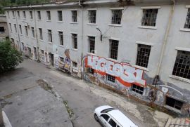 RIJEKA - CENTAR, prodaje se hala od 10.000 m2, Rijeka, Immobili commerciali