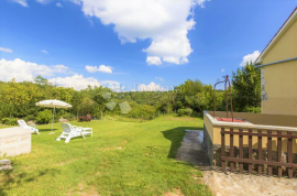 ROMANTIČNA KAMENA KUĆA NA MIRNOJ LOKACIJI, Labin, House