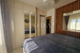 Moderan apartman na odličnoj lokaciji - Malinska, Malinska-Dubašnica, Apartamento