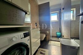 Moderan apartman na odličnoj lokaciji - Malinska, Malinska-Dubašnica, Wohnung