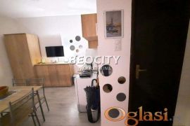 Novi Sad, Centar, Šafarikova, 0.5, 24m2, Novi Sad - grad, Apartamento