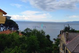 Opatija, Volosko, stan u staroj vili s terasom, Opatija, شقة